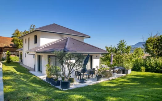 Villa d'architecte de 2020 avec vue dégagée