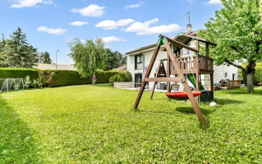 Villa individuelle d'architecte avec vue dégagée